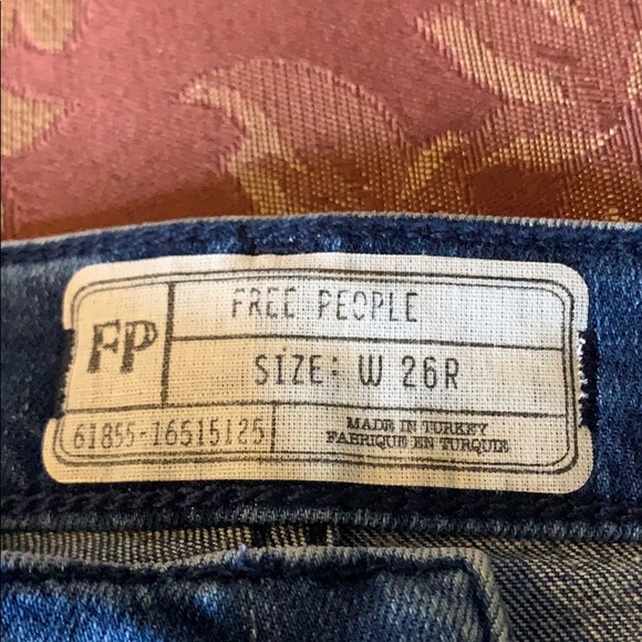 NWT Free People busted knee jeans - Picture 5 of 7